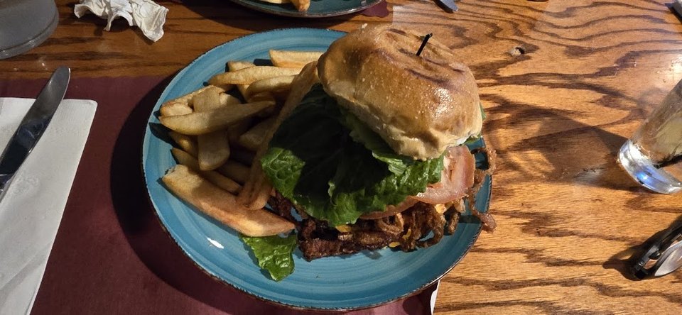 Cheese Burger with Fries